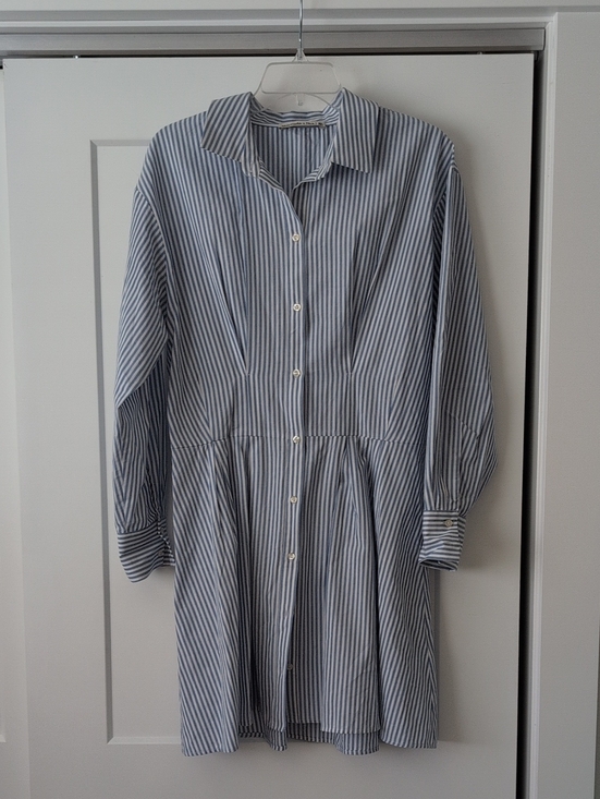 Abercrombie & Fitch Dresses & Skirts - Abercrombie & Fitch Blue and White Striped Button-Front Shirt Dress